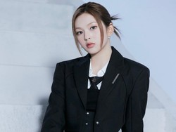 Chiquita BABYMONSTER Tak Kuasa Tahan Tangis Saat Tampil di Kampung Halaman