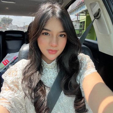 Beda Agama, Davina Karamoy Ungkap Reaksi Ayah Saat Dirinya Masuk Islam