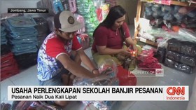 VIDEO: Laris Manis Usaha Jelang Tahun Ajaran Baru