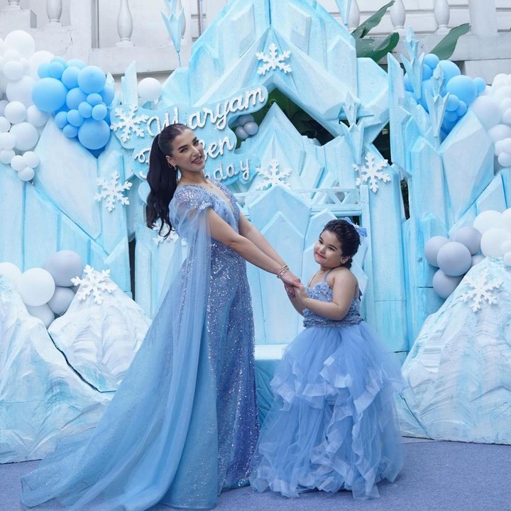 <p>Banyak netizen yang turut berbahagia dengan bertambahnya usia Ayang nih, Bunda. Tidak sedikit pula yang mendoakan agar Ayang selalu diberi kesehatan dan tumbuh menjadi anak salihah. (Foto: Instagram: @tasyafarasya)</p>
