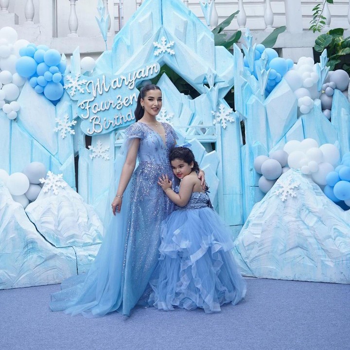 <p>Belum lama ini Tasya baru saja merayakan ulang tahun sang putri. Di tahun ini, tema pesta yang diambil adalah Frozen. (Foto: Instagram: @tasyafarasya)</p>
