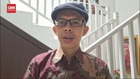 VIDEO: Pengamat Sebut Ridwan Kamil Menang di Jabar Ketimbang Jakarta