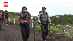 VIDEO: Gunung Fuji Batasi 4.000 Pengunjung Per Hari