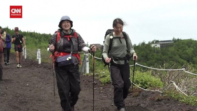 Gunung Fuji Batasi 4.000 Pengunjung Per Hari