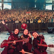 Keren! Voice of Baceprot Jadi Band Indonesia Pertama Tampil di Glastonbury