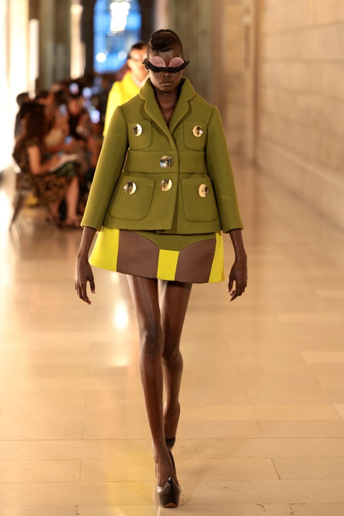 NEW YORK, NEW YORK - JULY 01: A model walks the runway during the Marc Jacobs Fall 2024 Runway at New York Public Library on July 01, 2024 in New York City.  (Photo by Dimitrios Kambouris/Getty Images for Marc Jacobs)