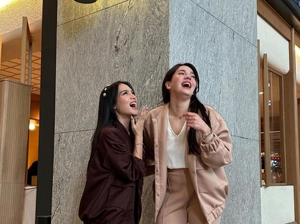 5 Potret Kebersamaan Davina Karamoy 'Ipar Adalah Maut' & Alice Norin yang Disebut Punya Wajah Mirip