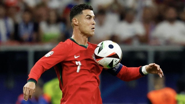 Sejumlah media Portugal menginginkan kapten Cristiano Ronaldo jadi cadangan ketika Portugal bentrok dengan Prancis di babak perempat final Euro 2024.