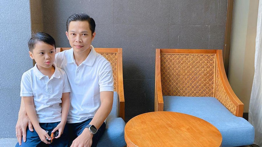 Ikram Rosadi dan Anak Larissa Chou Ikram Rosadi dan Anak Larissa Chou