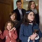 3 Rekomendasi Film Horor Psikologis di Netflix, Menegangkan sampai Bikin Nggak Nyaman