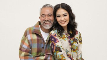 Reaksi Istri Saat Lukman Sardi Lakukan Adegan Panas dengan Dian Sastro