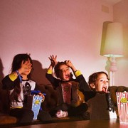 Siap-siap! Ini 7 Serial Netflix Terbaru yang Bakal Bikin Bulan Juli Jadi Lebih Berwarna