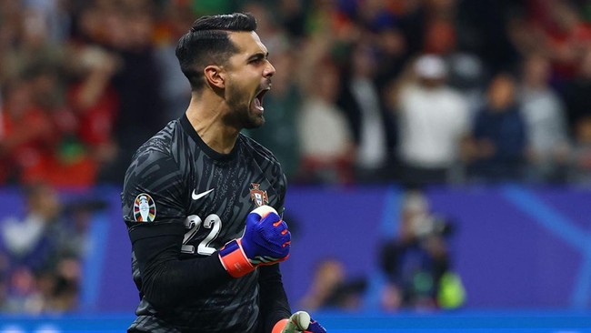 Pertahanan Cemerlang Diogo Costa Tutupi Penampilan Kurang Greget Ronaldo, Selamatkan Portugal