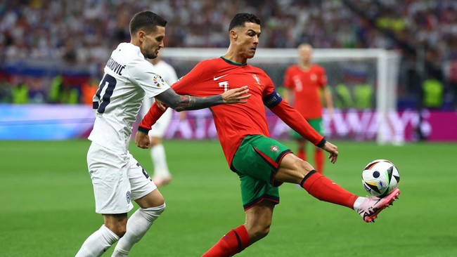 Mbappe Tantang Dominasi Ronaldo di Tanah Portugal