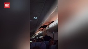 VIDEO: Alami Turbulensi Hebat, Pesawat Air Europa Mendarat Darurat