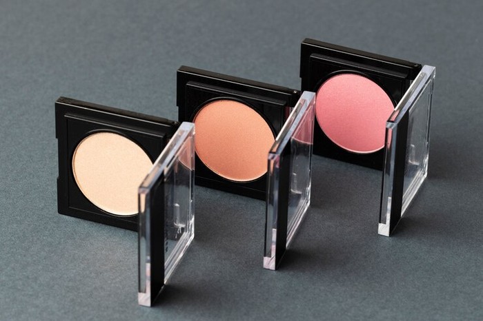 Mengenal Blush Blindness Makeup yang Hits di Media Sosial