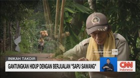 VIDEO: Cerita Kakek Utay Mencari Rezeki Jualan Sapu Keliling