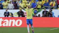FOTO: Brasil Rebut Tiket Terakhir ke Perempat Final Copa America