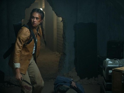 5 Fakta Film Trigger Warning yang Puncaki Netflix Amerika, Karya Sutradara RI & Dibintangi Jessica Alba