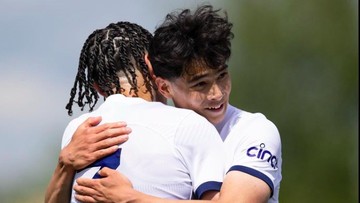 Kabar Sport CNN Terbaru : Viral Pemain Keturunan Indonesia Tinggalkan Man City demi Kuliah