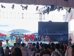 Jokowi Resmikan Pabrik Baterai Kendaraan Listrik: Tonggak Jadi Pemain Global