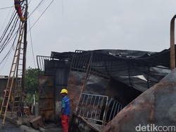 Kondisi Terkini Gudang di Jatiasih yang Terbakar dan Tewaskan Sekeluarga