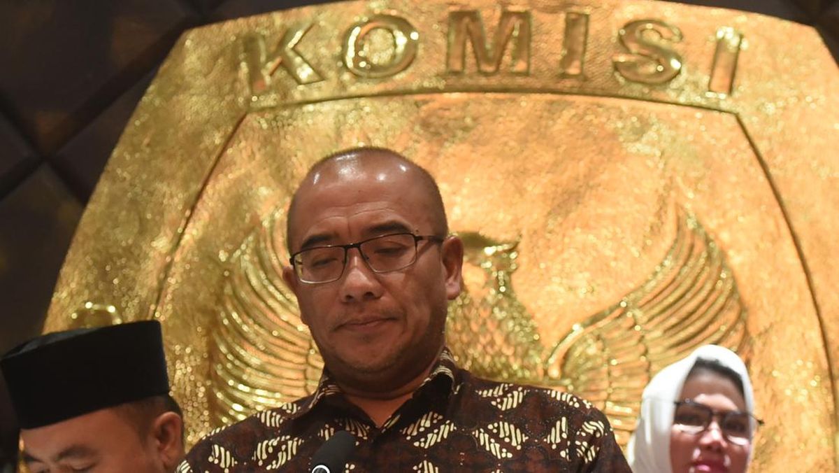 Eks Ketua KPU Sentil Doli Kurnia soal PKPU: Lupa Boleh, Munafik Jangan