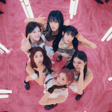 Lirik Lagu Cheeky Icy Thang - STAYC