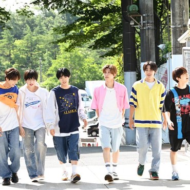 Lirik Lagu Songbird - NCT WISH