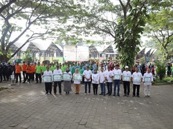 Pemkab Blitar Rilis Program Bayi Lahir Wajib Tanam & Rawat 1 Pohon