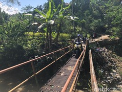 Jembatan di Sukabumi Rusak hingga Makan Korban