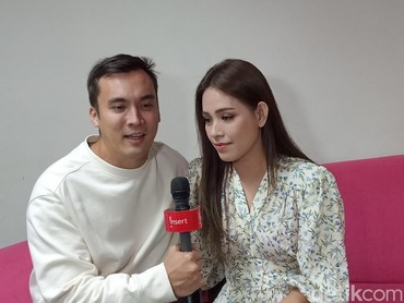 img-title Rendy Kjaernett Nangis Semalaman usai Ayahanda Meninggal Dunia