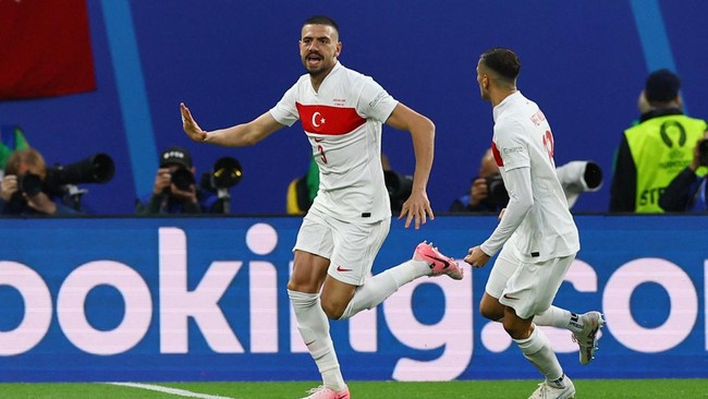 Bek timnas Turki Merih Demiral mencetak sejarah di Piala Eropa usai membobol gawang Austria saat kedua tim berduel di babak 16 besar Euro 2024.