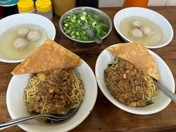 Durian Busuk yang Ternyata Enak hingga Beli Steak Rp 500 Ribu Kabur