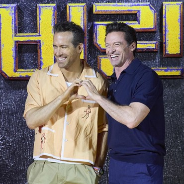 Ryan Reynolds Sang Mesias Marvel yang Kembalikan Sosok Wolverine ke Layar Lebar