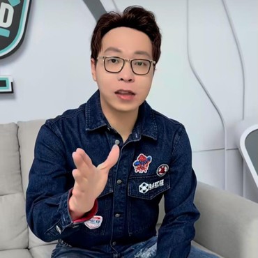 Segini Harga yang Ditawar Richard Lee untuk Jersey Cristiano Ronaldo Milik Atta