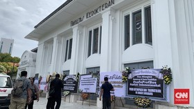Guru Besar FK Temui Rektor Unair Soal Polemik Dekan, Simak Hasilnya