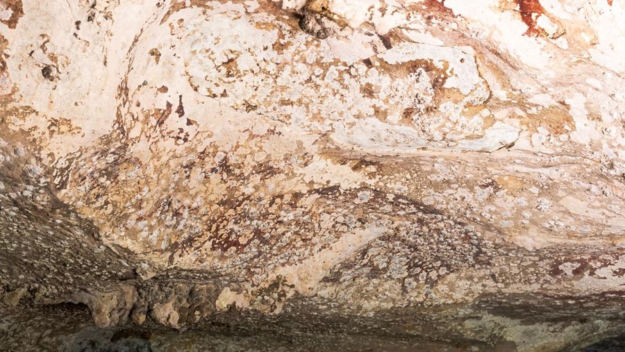 Lukisan Cadas di Sulawesi Selatan