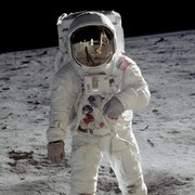 Ini Dia Jam Tangan Astronot Neil Armstrong dan Buzz Aldrin saat Mendarat di Bulan