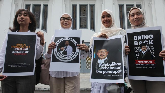 Ketua KPU Hasyim Asy'ari dipecat imbas kasus asusila hingga dekan FK Unair dicopot karena tolak dokter asing mewarnai kabar nasional sepekan.