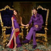 Dulu vs Sekarang! Victoria dan David Beckham Rayakan 25 Tahun Pernikahan Pakai Baju Pengantin Ungu