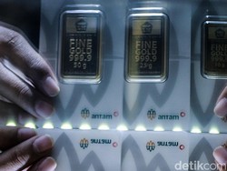 Harga Emas Antam Hari Ini Turun! Jadi Segini Per Gram