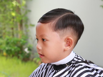 20 Model Rambut Tipis Anak Laki-laki yang Kekinian dan Stylish