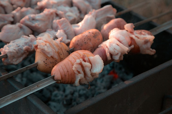 10 Daftar Kuliner Ekstrem yang Ada Indonesia, Pernah Coba?