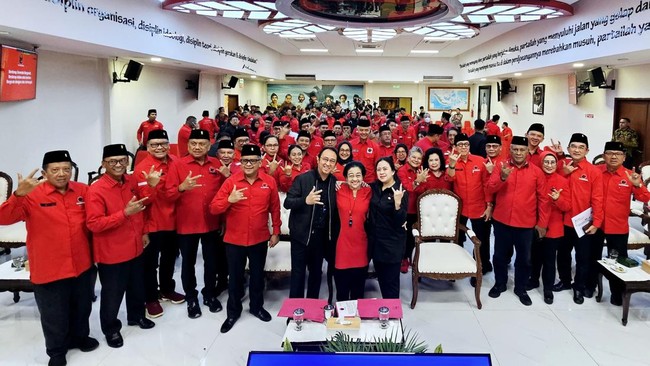 Megawati Soekarnoputri mengumumkan sejumlah nama baru di jejeran pengurus DPP PDIP nan diperpanjang hingga 2025.