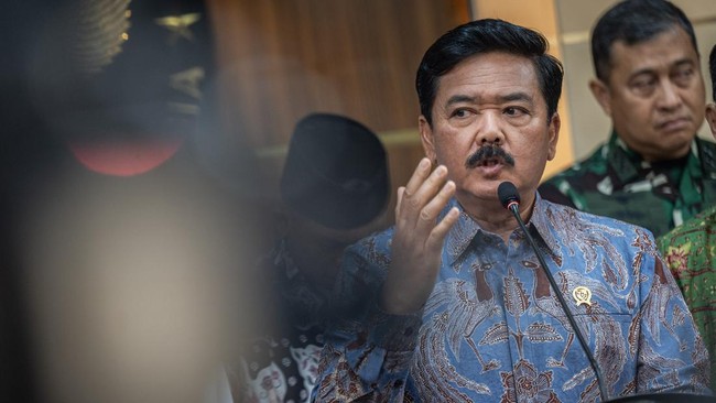 Menko Polhukam Hadi Tjahjanto mengaku menghargai putusan pengadilan nan membatalkan demi norma status tersangka Pegi Setiawan.