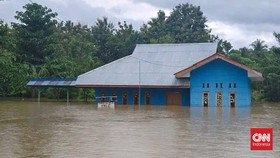 Warga Buru Masih Mengungsi, Rumah Hanyut saat Bendungan Waeapo Jebol