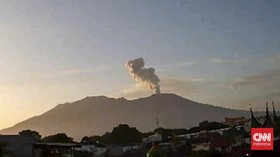 Gunung Marapi Sumbar Erupsi 1 Menit 13 Detik