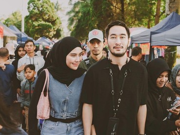 img-title Jeje Govinda Dikritik usai Beri Jawaban Tak Nyambung Saat Debat Pilbup Bandung Barat