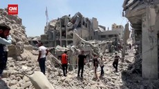 VIDEO: Warga Gaza Cari Korban di Bawah Reruntuhan dengan Tangan Kosong